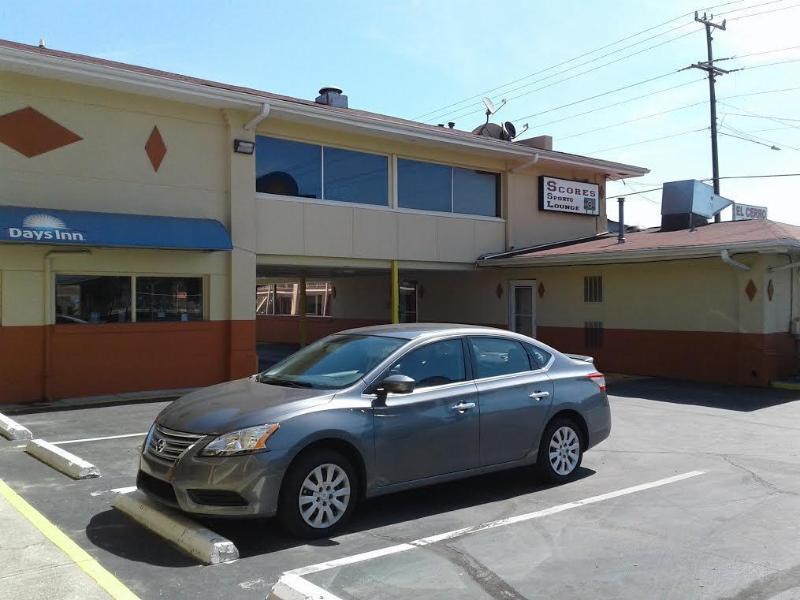 Days Inn By Wyndham Jacksonville Nc Exterior photo